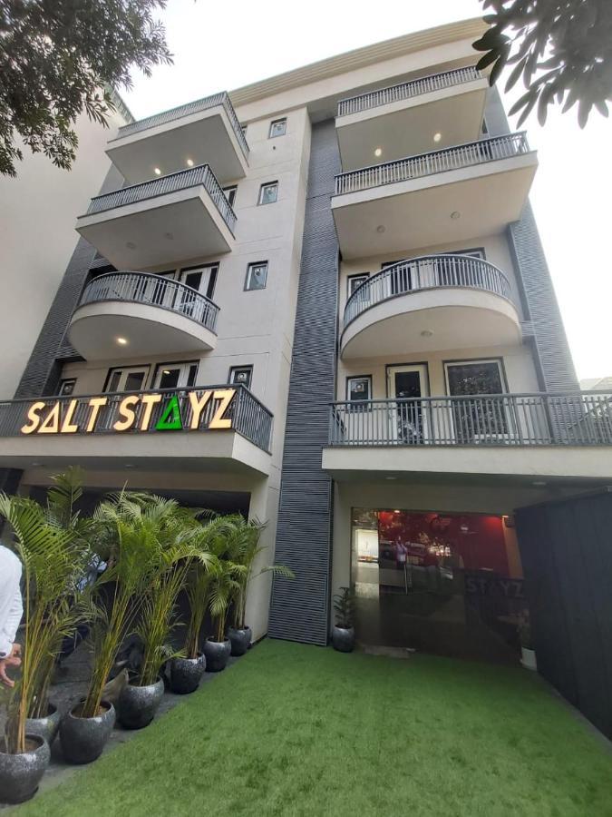 Saltstayz Hotel Huda City Center Gurgáon Kültér fotó